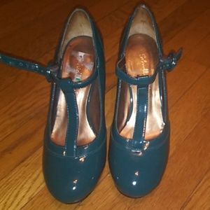 Gabriella Rocha Green pumps